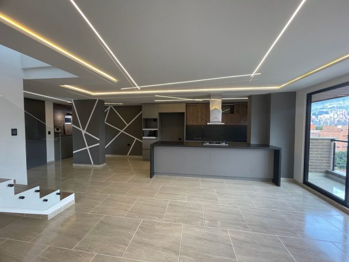 Penthouse dúplex en venta sector belén rosales